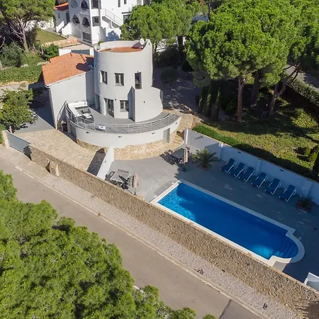Cornelia Con Piscina Privada